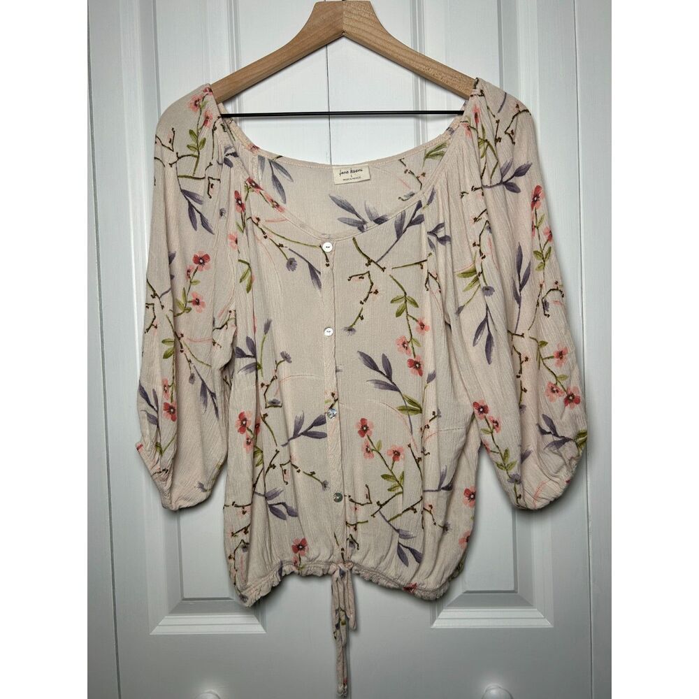 Free Kisses Floral Square Neck Tie Front Blouse Crepe Texture Large